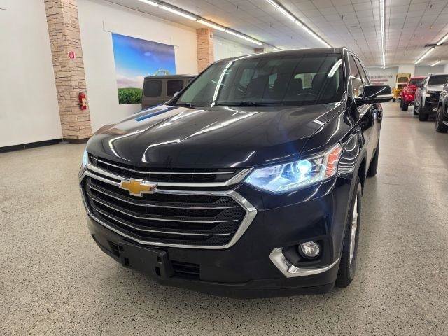 Used 2020 Chevrolet Traverse LT AWD/4WD image 2