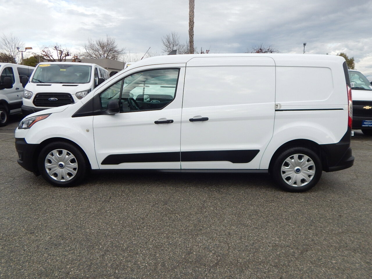 Used 2022 Ford Transit Connect XL image 5