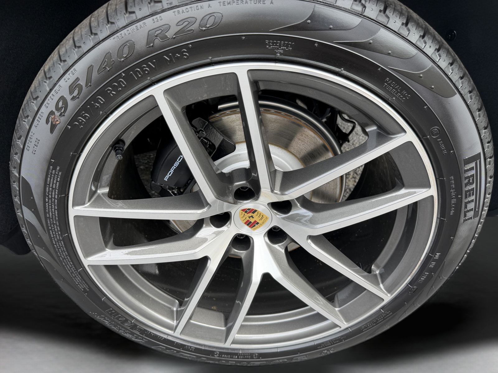 New 2026 Porsche Macan AWD/4WD image 9