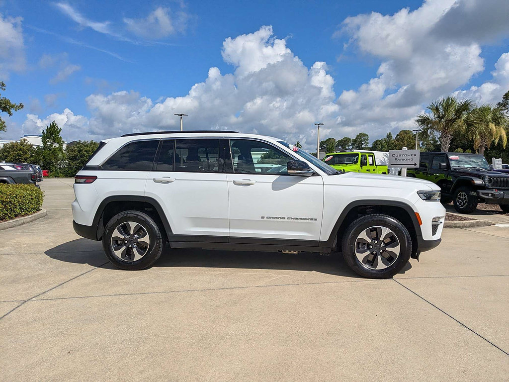Certified 2024 Jeep Grand Cherokee Limited 4xe AWD/4WD image 2