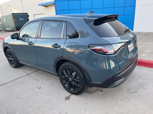 Used 2024 Honda HR-V Sport image 11
