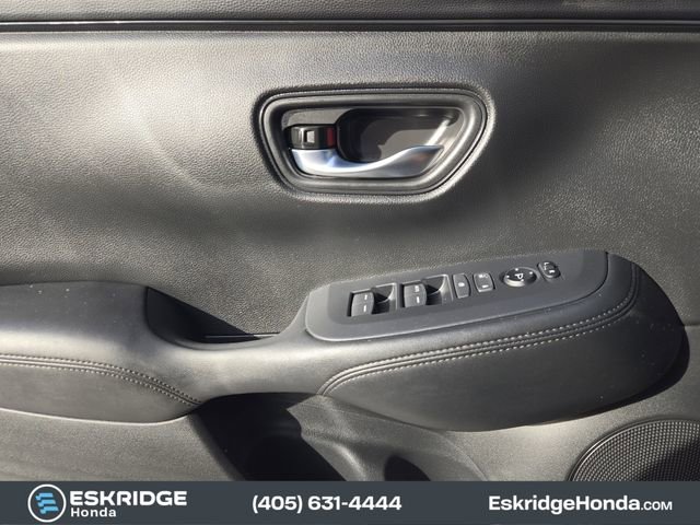 Used 2025 Honda HR-V LX image 24