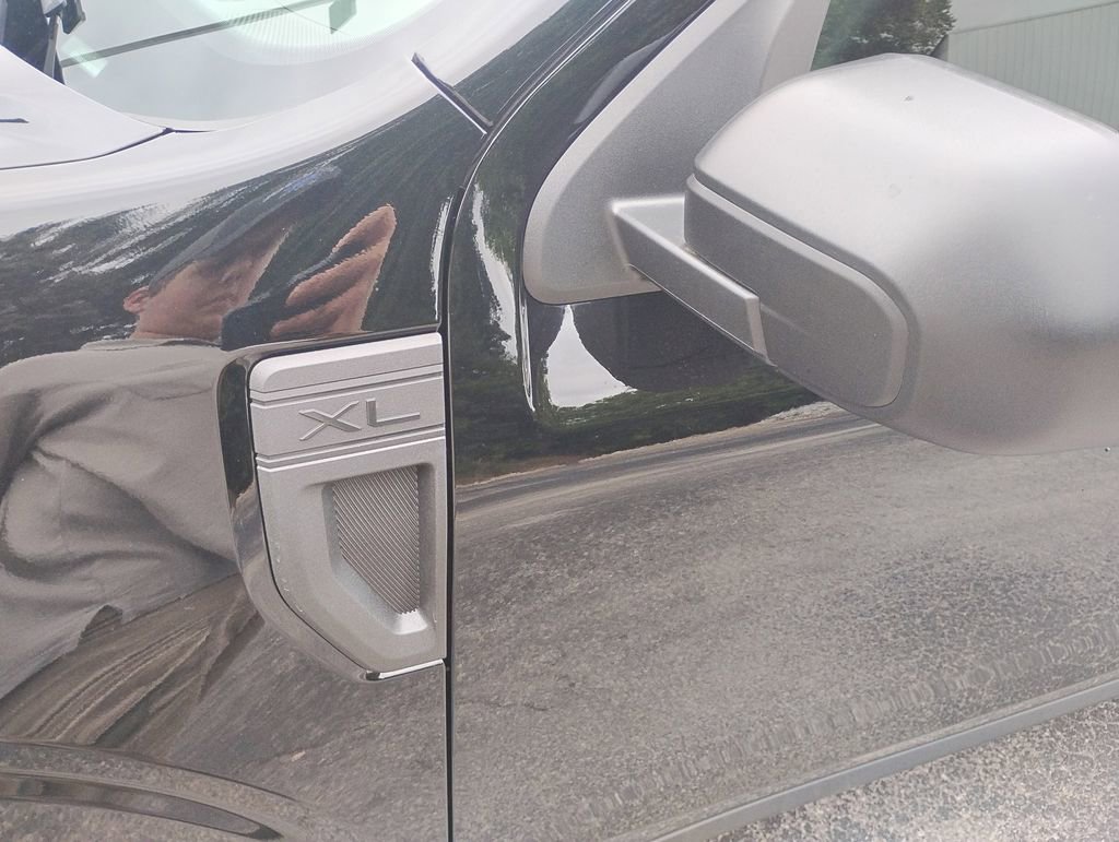 New 2025 Ford Maverick XL image 10