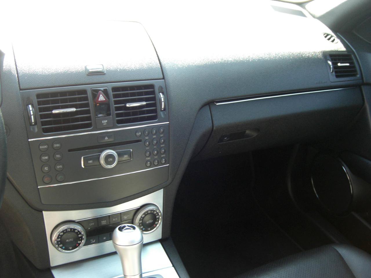 Used 2008 Mercedes-Benz C 300 Sedan image 9