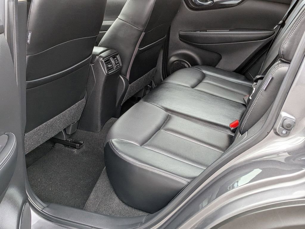 Used 2022 Nissan Rogue Sport SL image 17