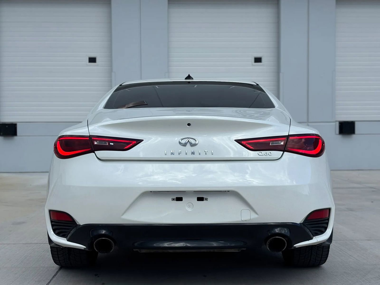 Used 2019 INFINITI Q60 3.0t Luxe w/ Essential Package image 11