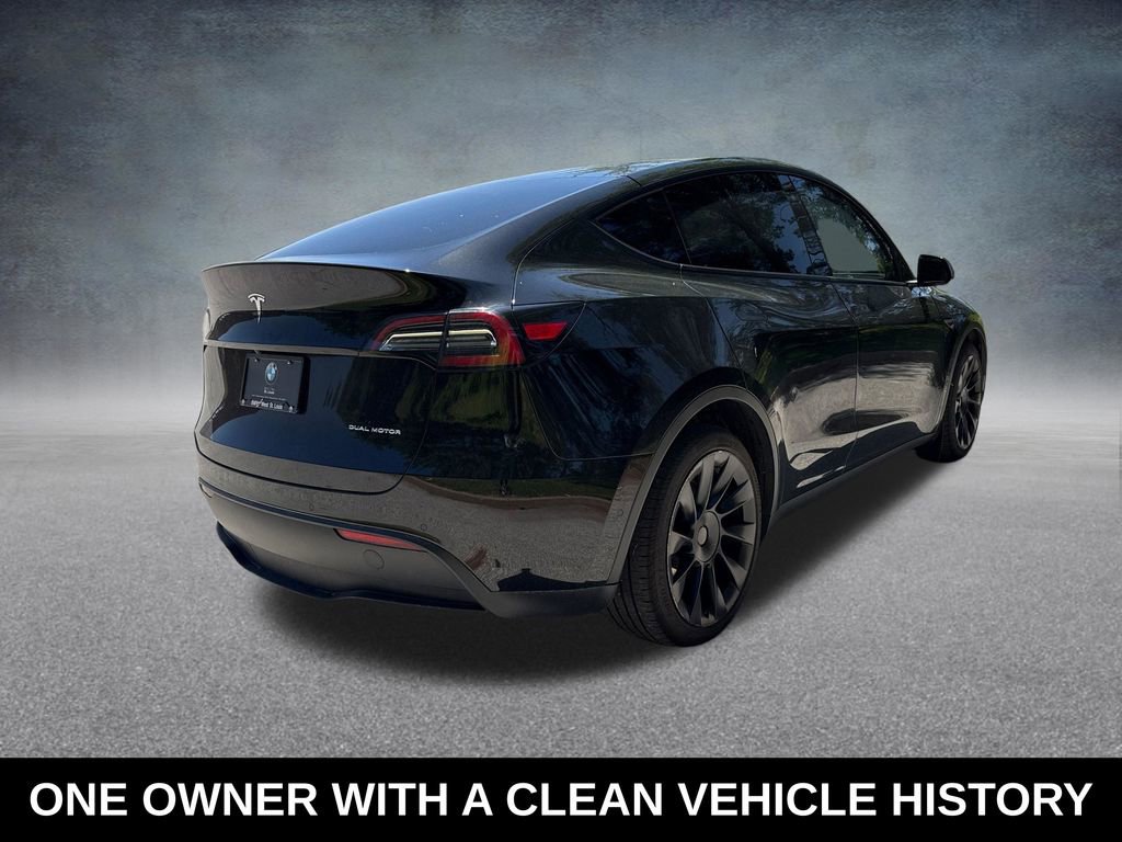 Used 2022 Tesla Model Y Long Range AWD/4WD image 5