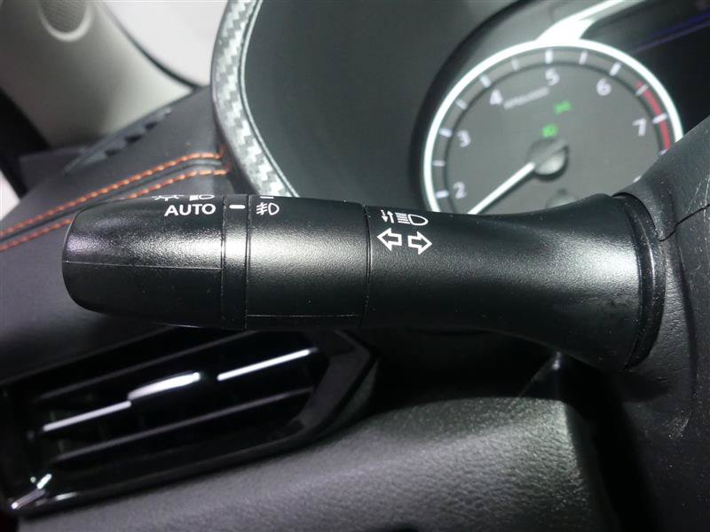 Used 2022 Nissan Sentra SR FWD image 34