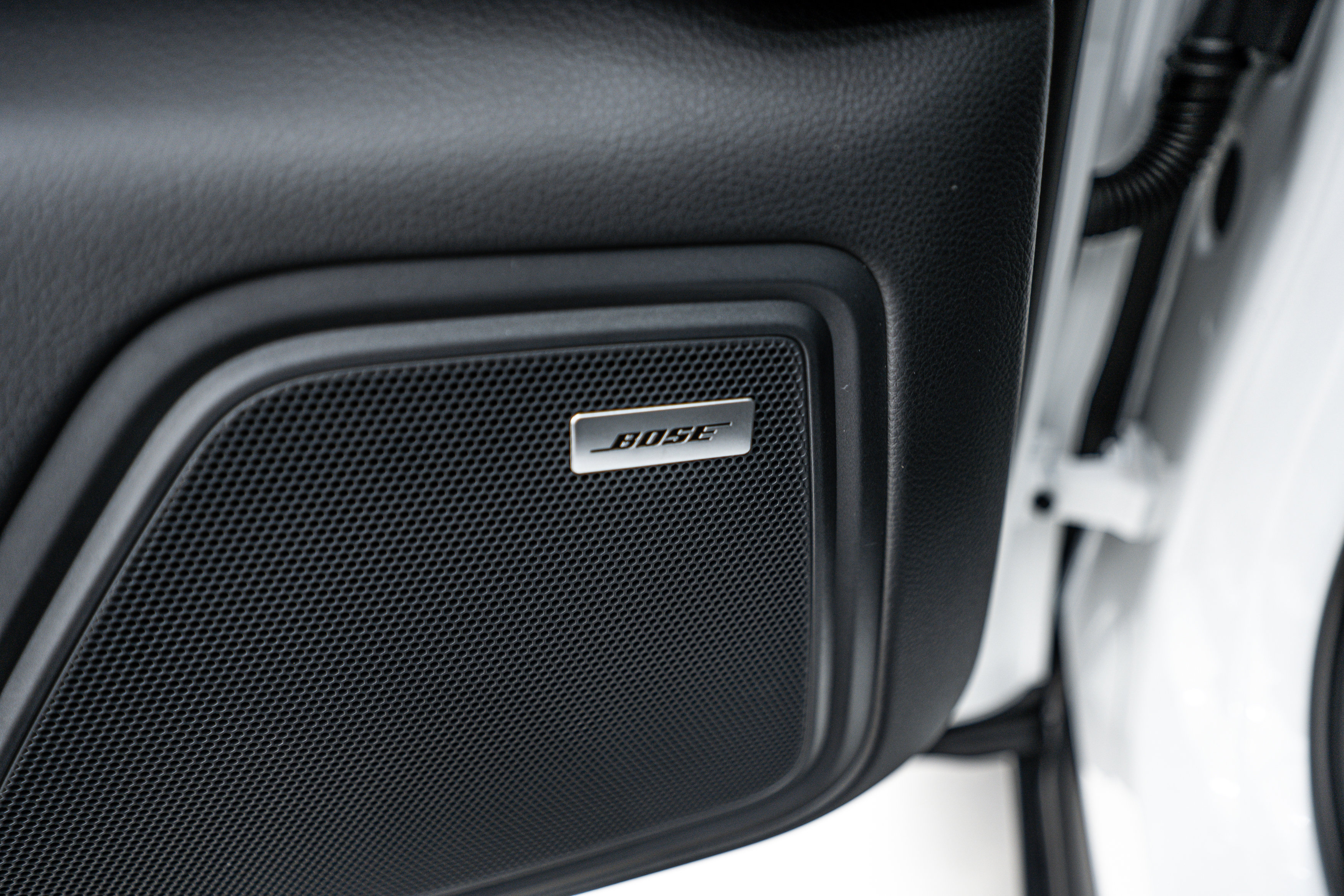 New 2026 Porsche Macan image 18