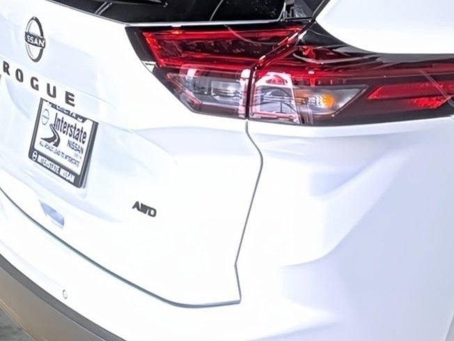New 2026 Nissan Rogue SV AWD/4WD image 13