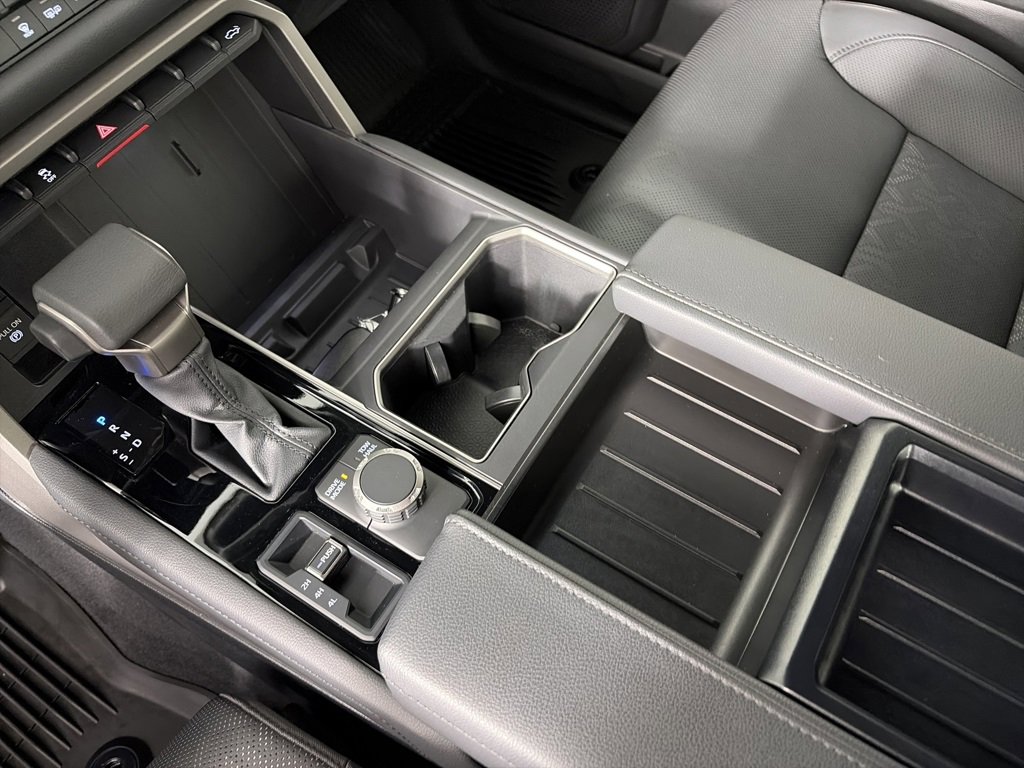 Used 2025 Toyota Tundra Limited image 22