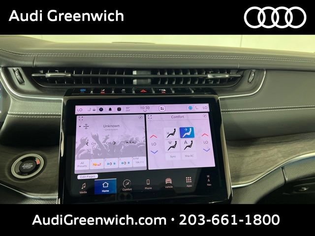 Used 2024 Jeep Grand Cherokee Overland w/ Trailer Tow Package AWD/4WD image 28