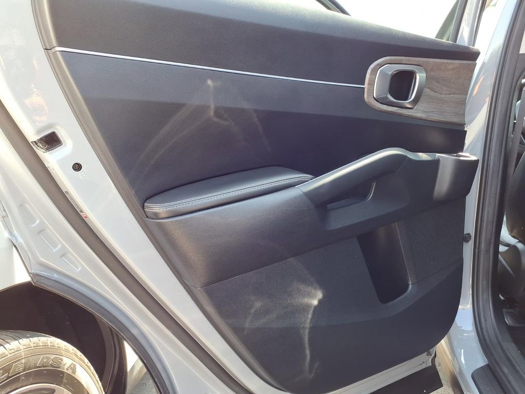 Certified 2022 Kia Sorento S image 23