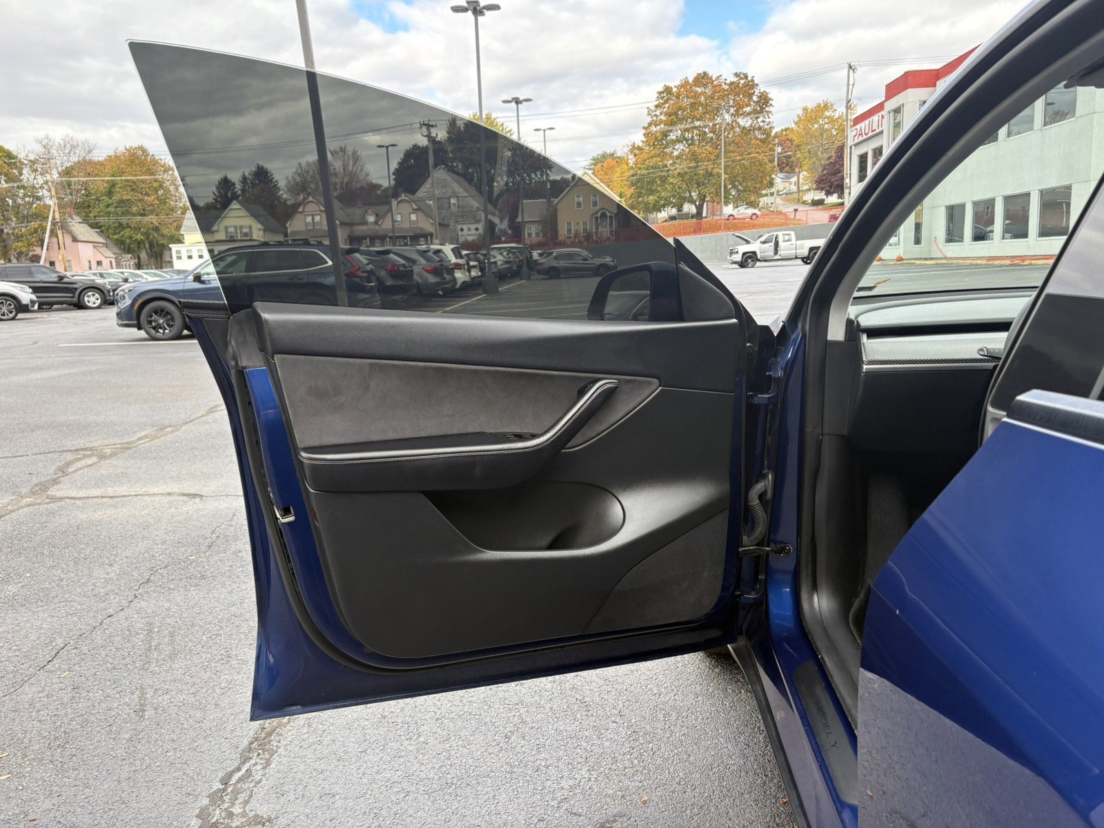 Used 2020 Tesla Model Y Long Range AWD/4WD image 17