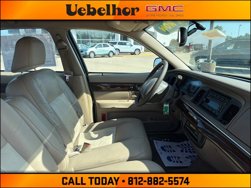 Used 2003 Mercury Grand Marquis LS RWD image 2