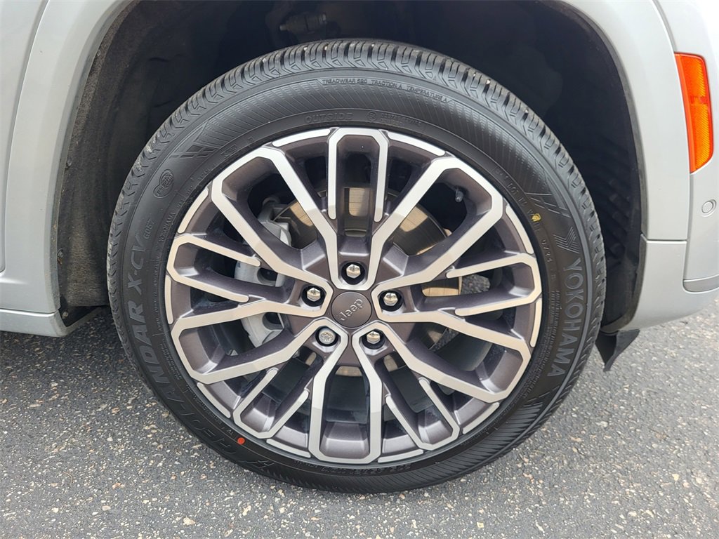 Used 2022 Jeep Grand Cherokee L Summit image 20