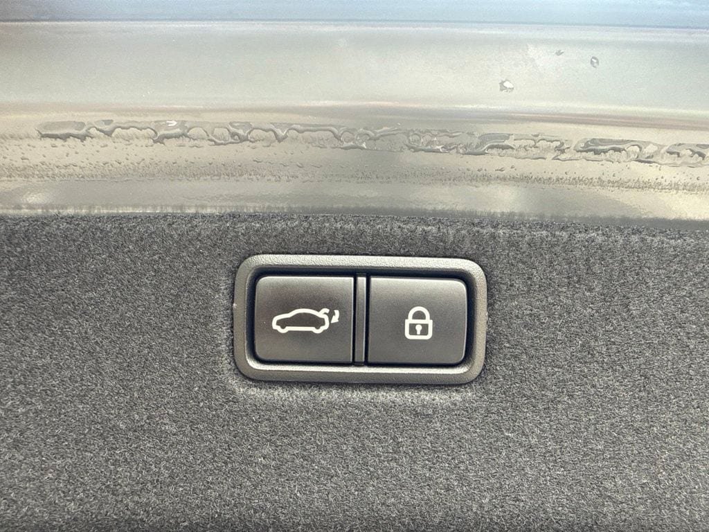 Used 2019 Genesis G80 3.3T Sport RWD image 29