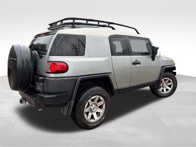 Used 2010 Toyota FJ Cruiser 4WD image 11