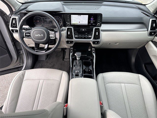 Used 2022 Kia Sorento SX image 25