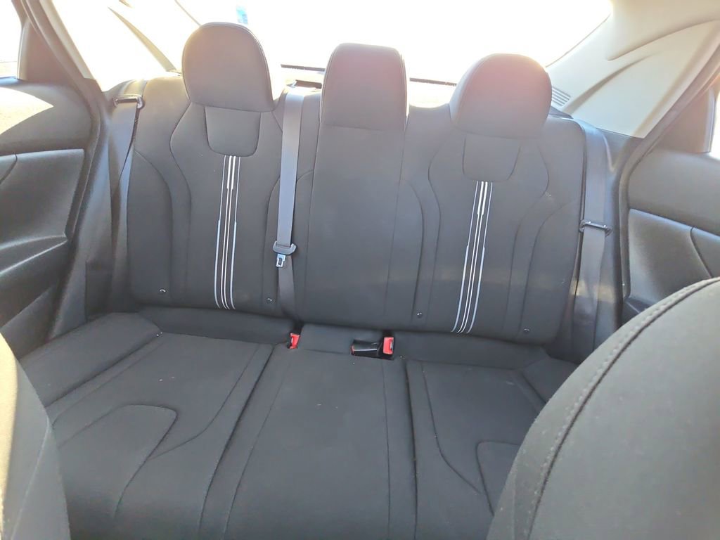 Used 2023 Hyundai Elantra SEL image 27