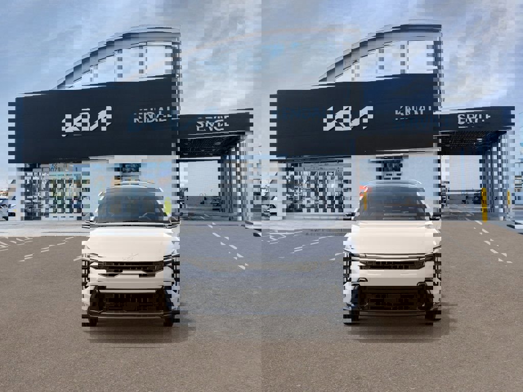 New 2026 Kia K4 GT-Line image 2