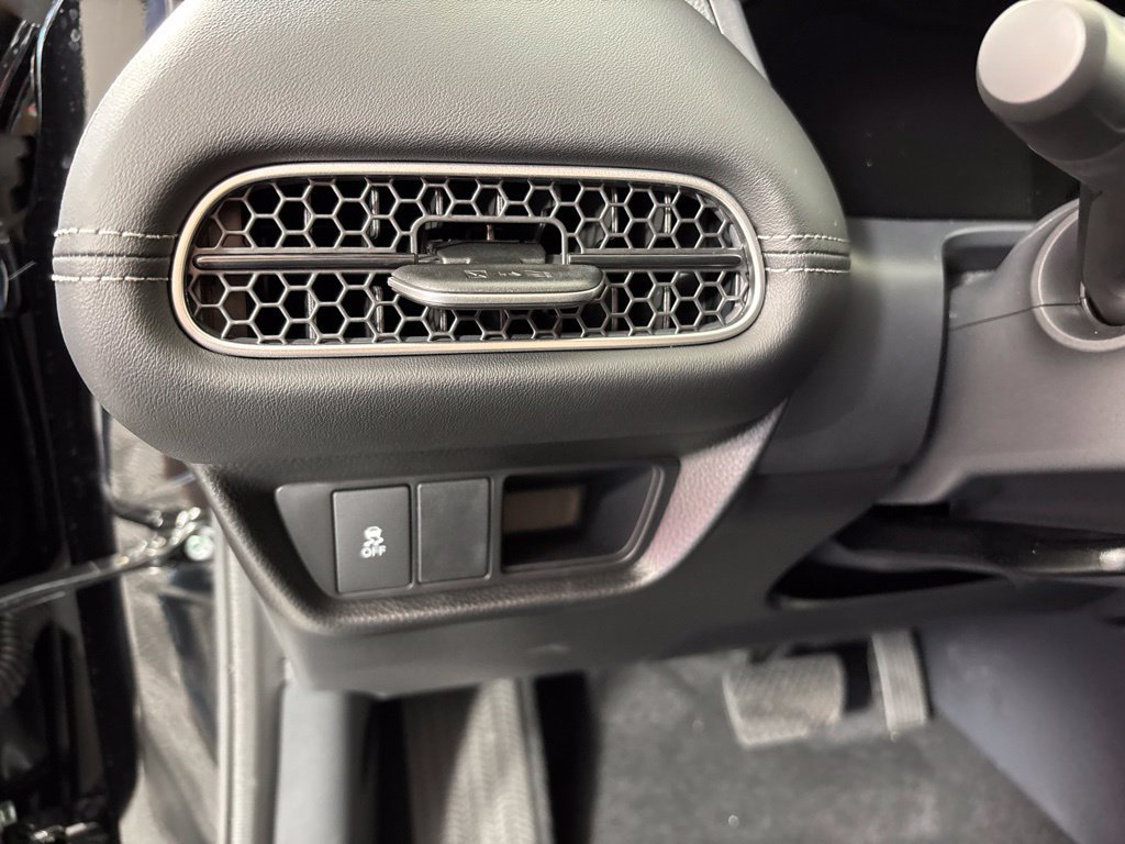 Used 2027 Honda HR-V EX-L image 28