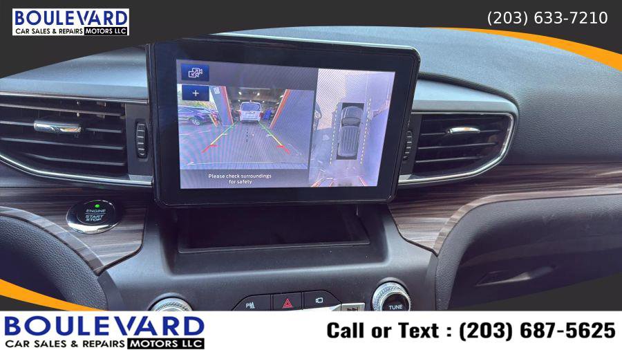 Used 2020 Ford Explorer Limited w/ Class III Trailer Tow Package image 16