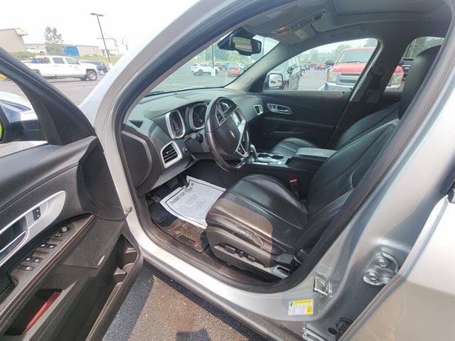 Used 2015 Chevrolet Equinox LT w/ Chrome Appearance Package FWD image 18