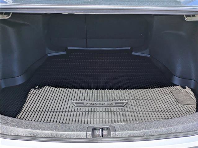 Certified 2025 Toyota Corolla LE FWD image 6