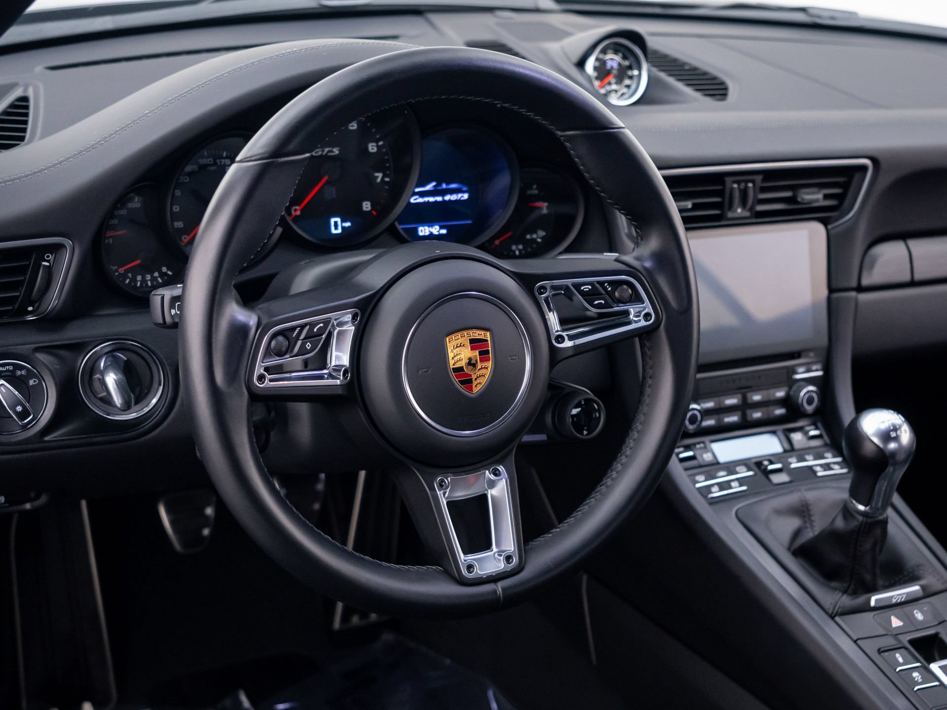 Certified 2019 Porsche 911 Carrera 4 GTS AWD/4WD image 12