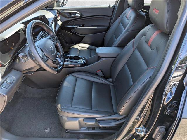 Used 2025 Chevrolet Trax RS FWD image 20