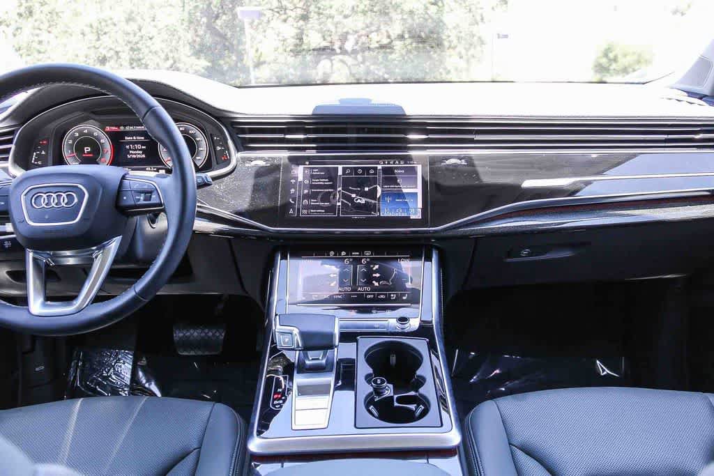 Used 2025 Audi Q7 3.0T Premium Plus w/ Premium Plus Package AWD/4WD image 13