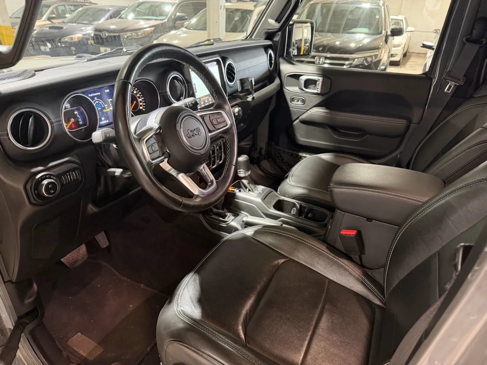 Used 2022 Jeep Gladiator Overland w/ Popular Equipment Package AWD/4WD image 7