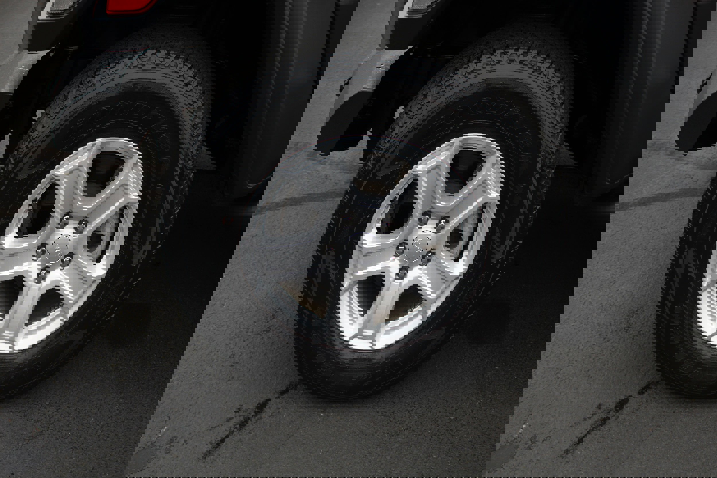 Used 2018 Jeep Wrangler Sport image 12