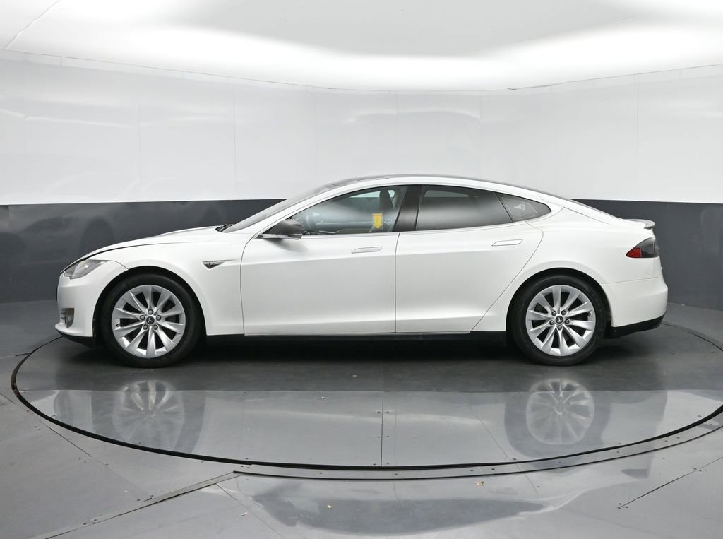 Used 2013 Tesla Model S Performance image 4