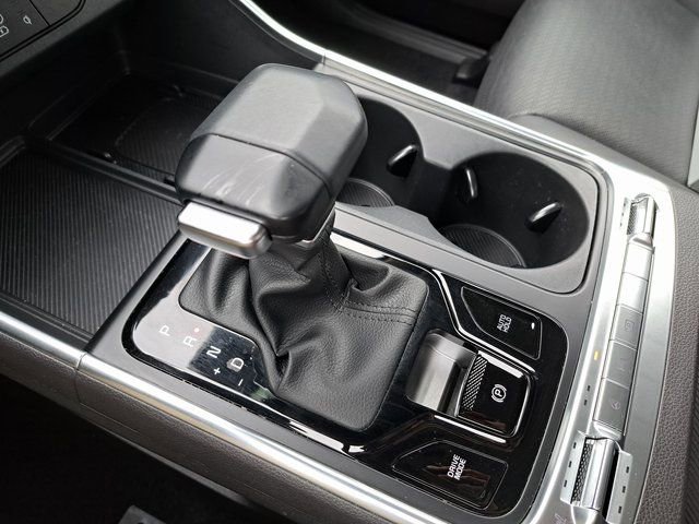 Used 2026 Kia Carnival SX Prestige image 19