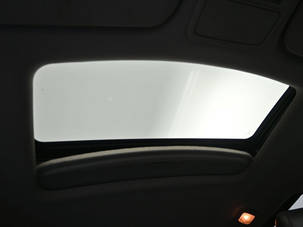 Used 2011 Honda Odyssey EX-L image 21