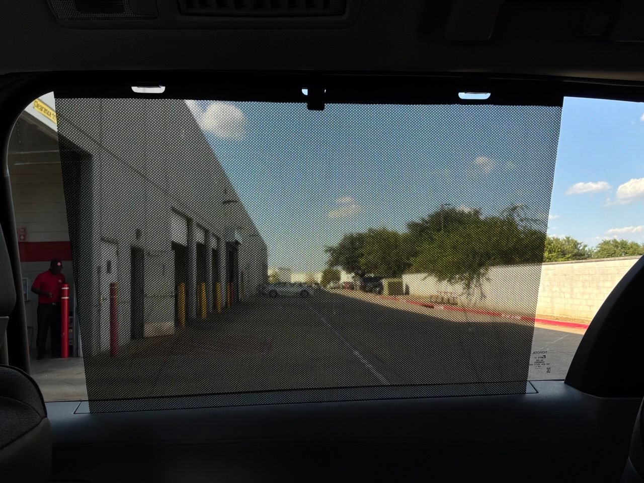 Used 2025 Toyota Sienna XLE FWD image 14