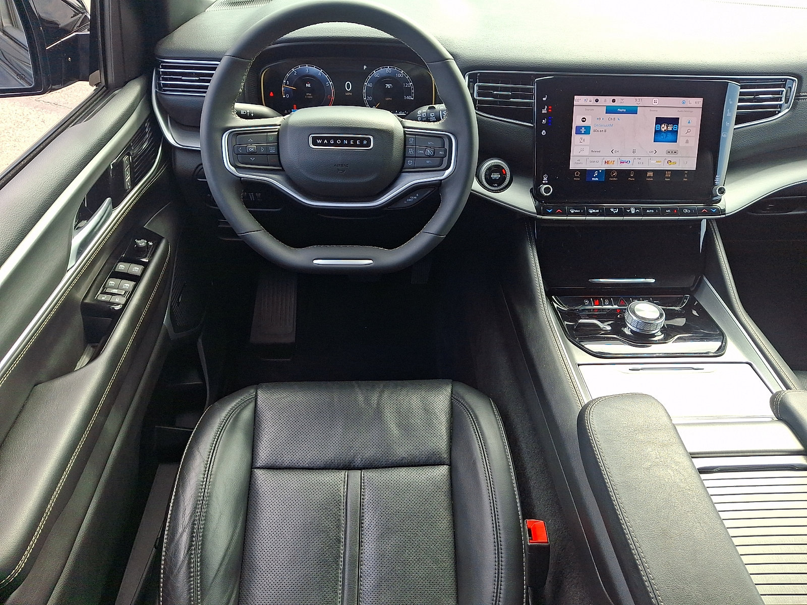 Used 2025 Jeep Wagoneer L 4WD image 12