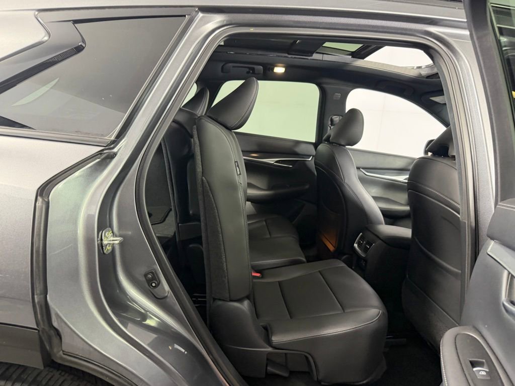 Used 2023 INFINITI QX50 Sport image 30