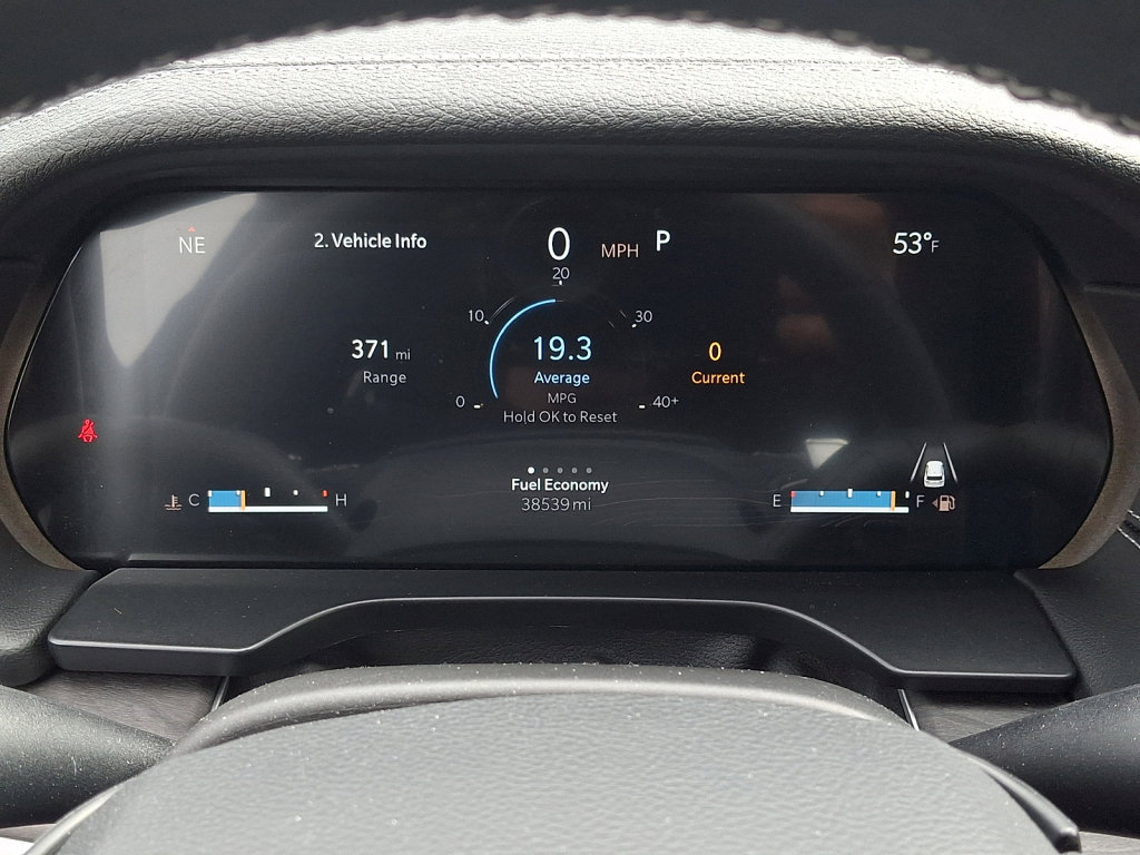 Used 2023 Jeep Grand Cherokee Limited image 25