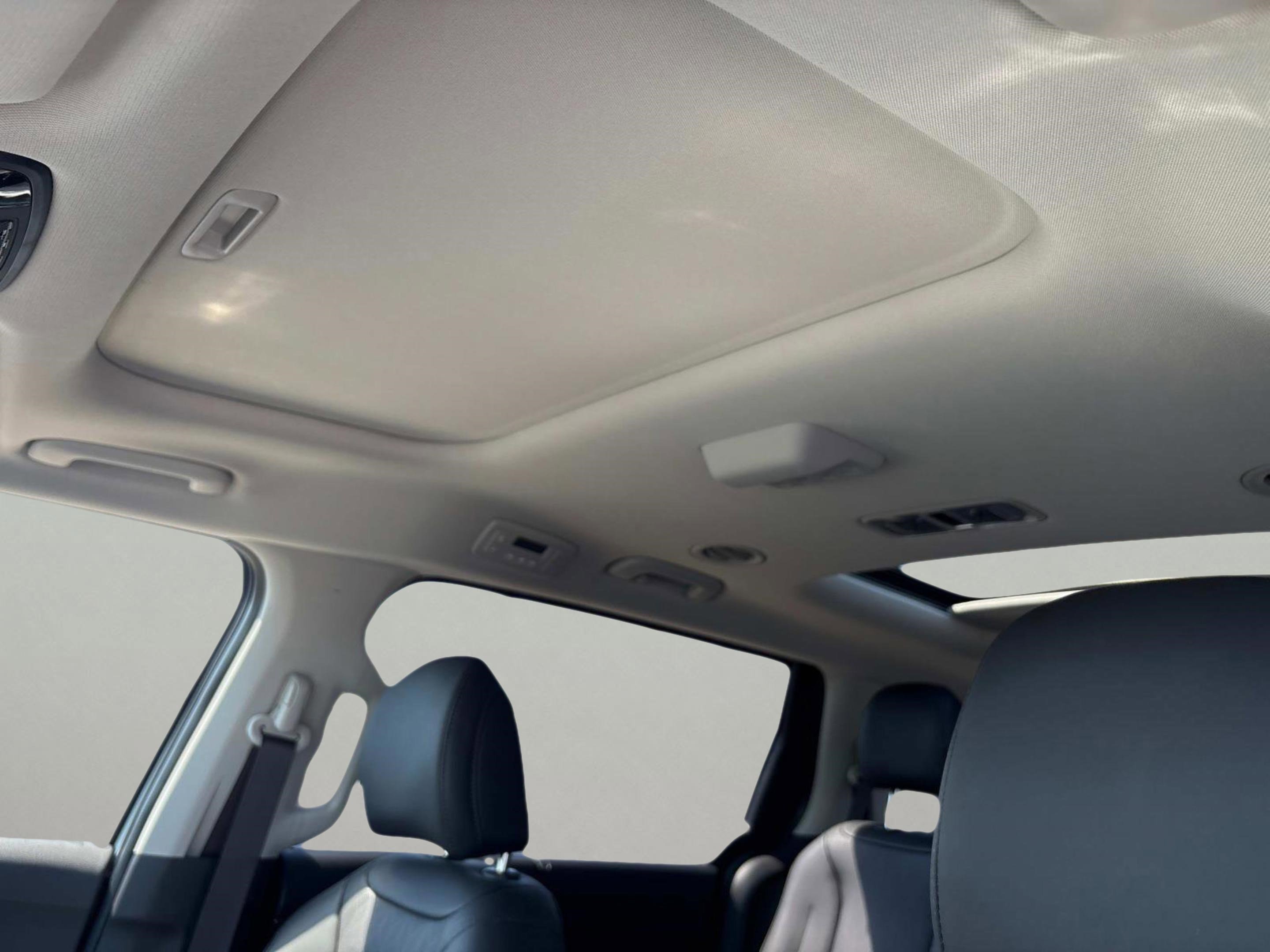 New 2026 Kia Carnival SX image 24