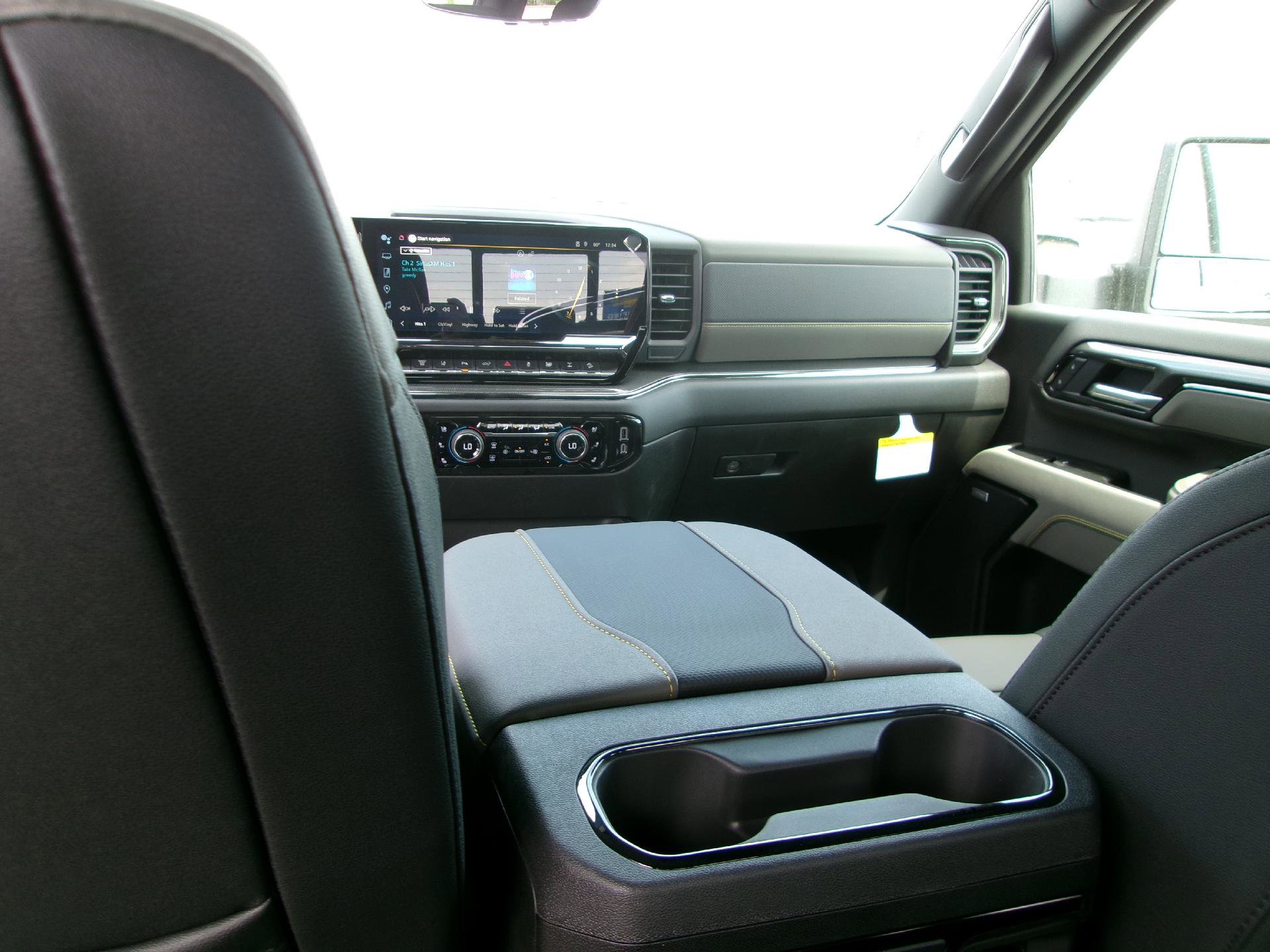 New 2026 Chevrolet Silverado 2500 ZR2 image 16
