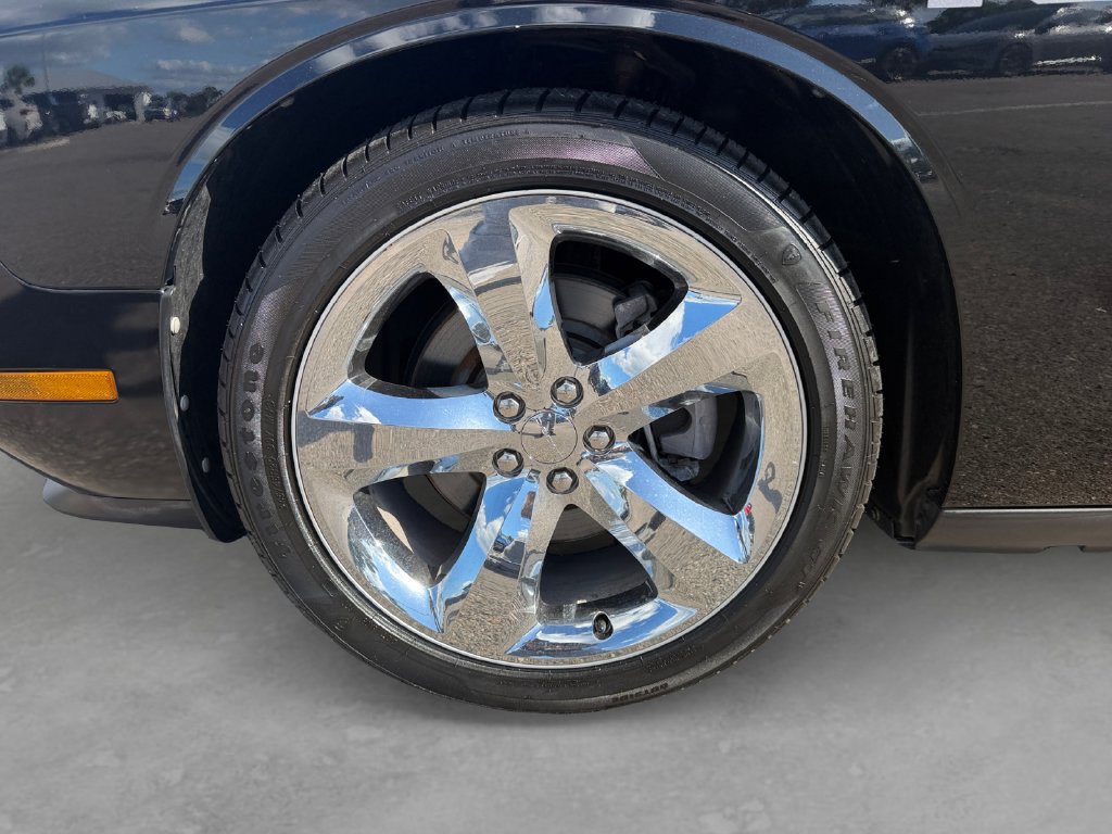 Used 2012 Dodge Challenger R/T Plus RWD image 9