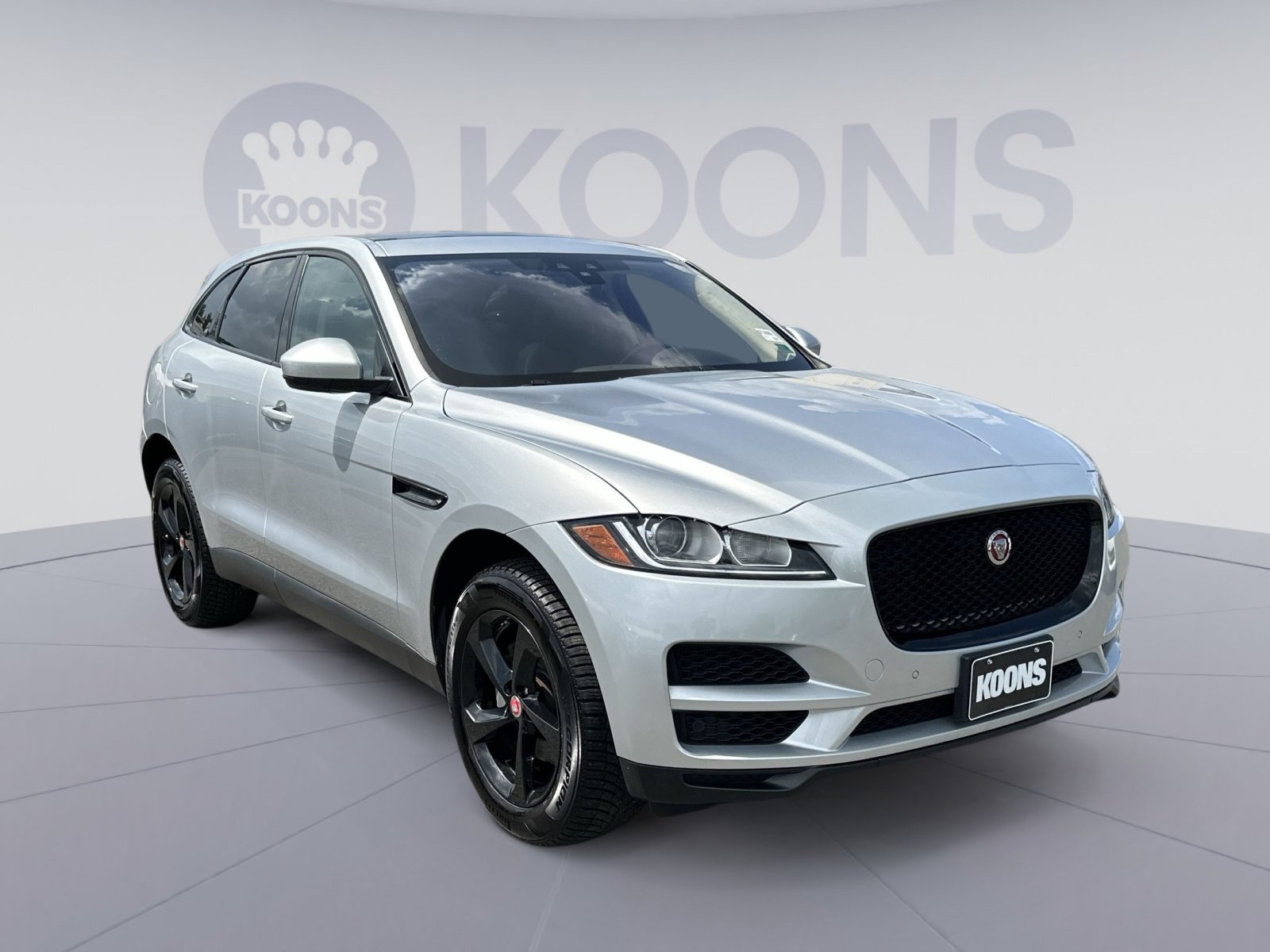 Used 2020 Jaguar F-PACE Premium AWD/4WD image 2