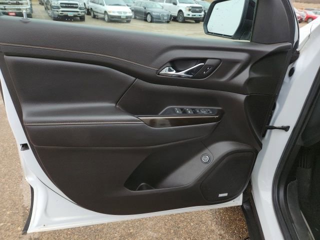 Certified 2022 GMC Acadia AT4 w/ Trailering Package AWD/4WD image 34
