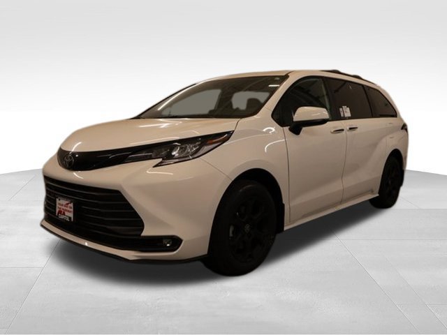 New 2026 Toyota Sienna XLE Woodland Edition AWD/4WD image 5