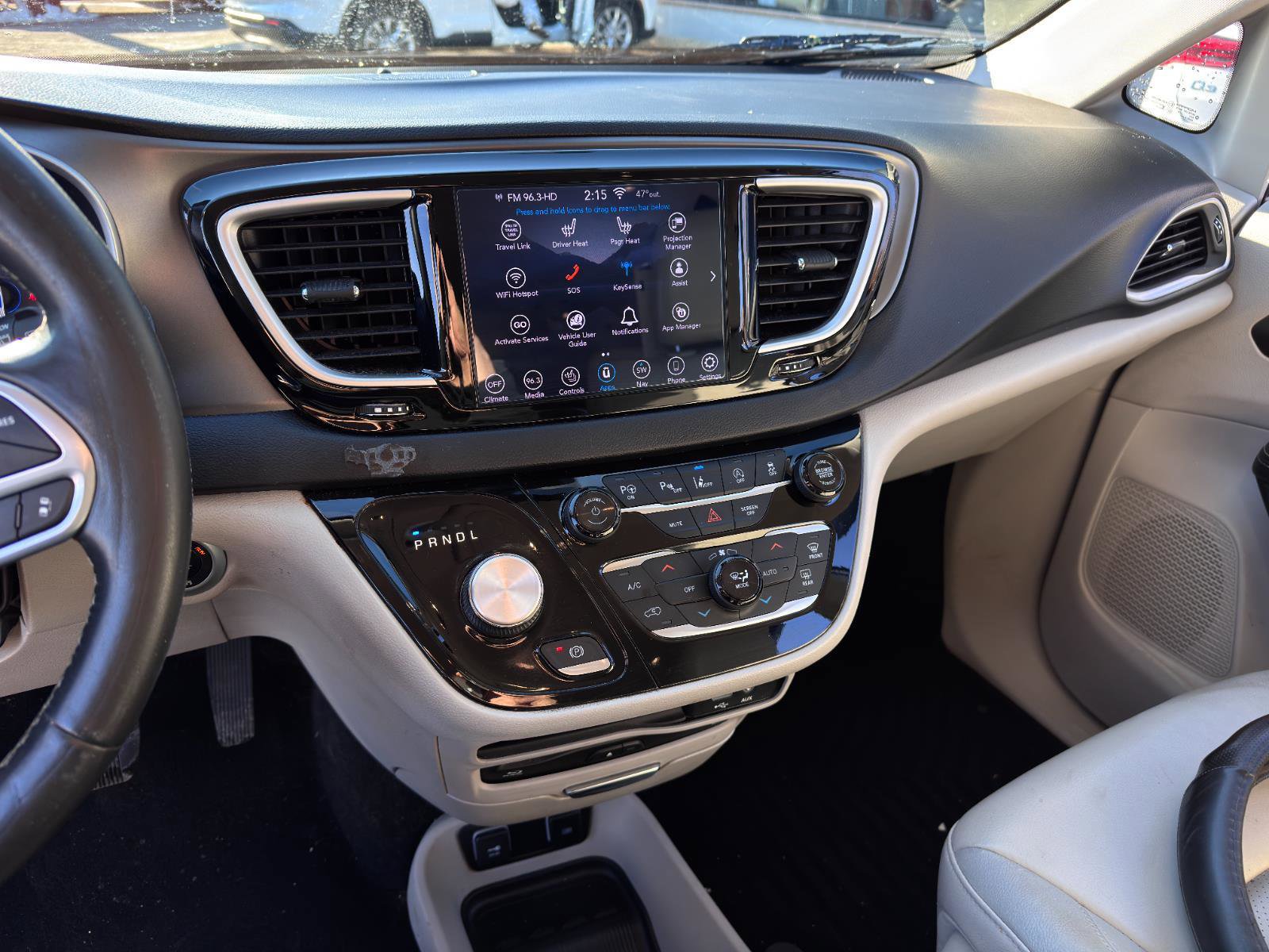 Used 2020 Chrysler Pacifica Touring-L Plus image 21