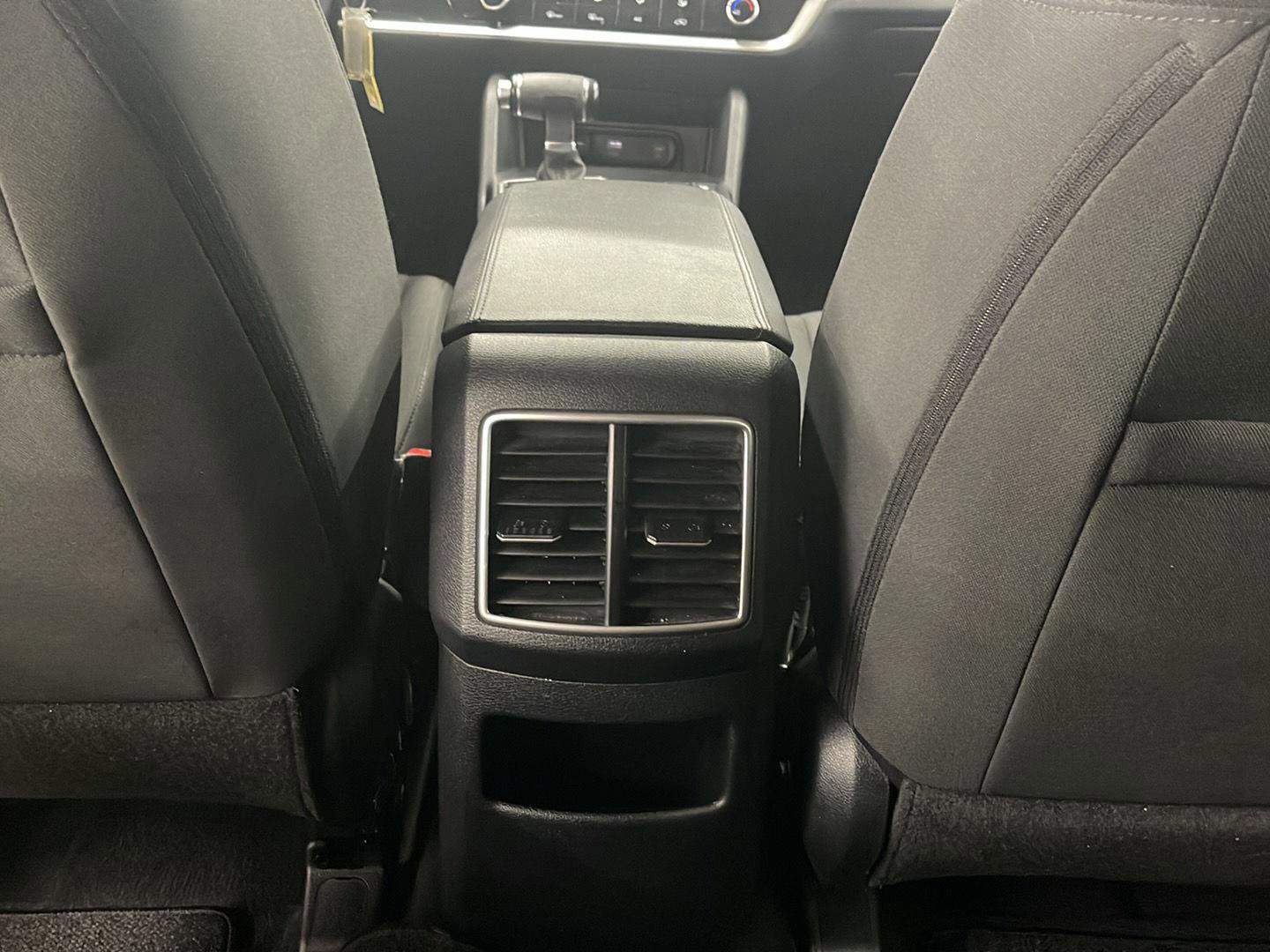 Used 2025 Kia Sportage LX AWD/4WD image 9
