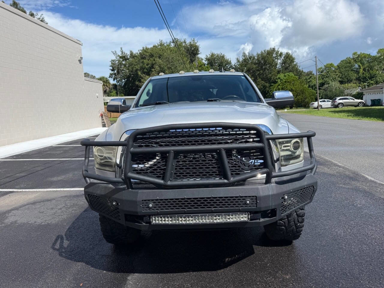 Used 2018 RAM 3500 Laramie Longhorn w/ Max Tow Package image 14